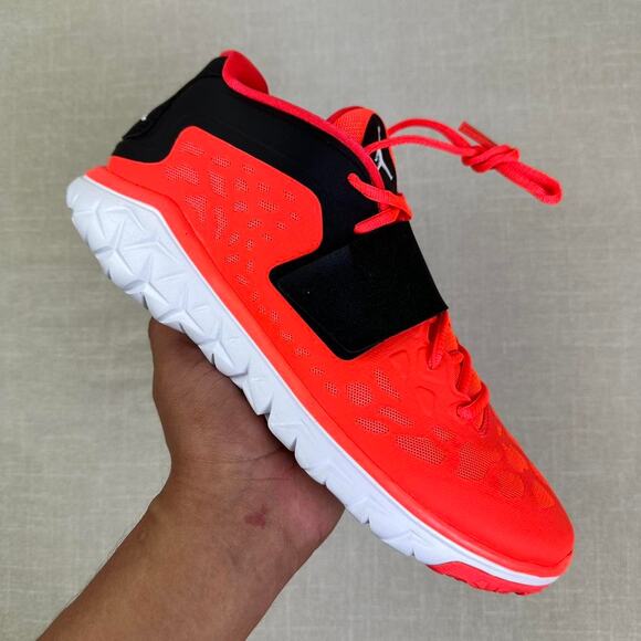 🖤 2015 Jordan Flight Flex Trainer 2 "Infrared 23" Men 13 - Picture 1 of 5